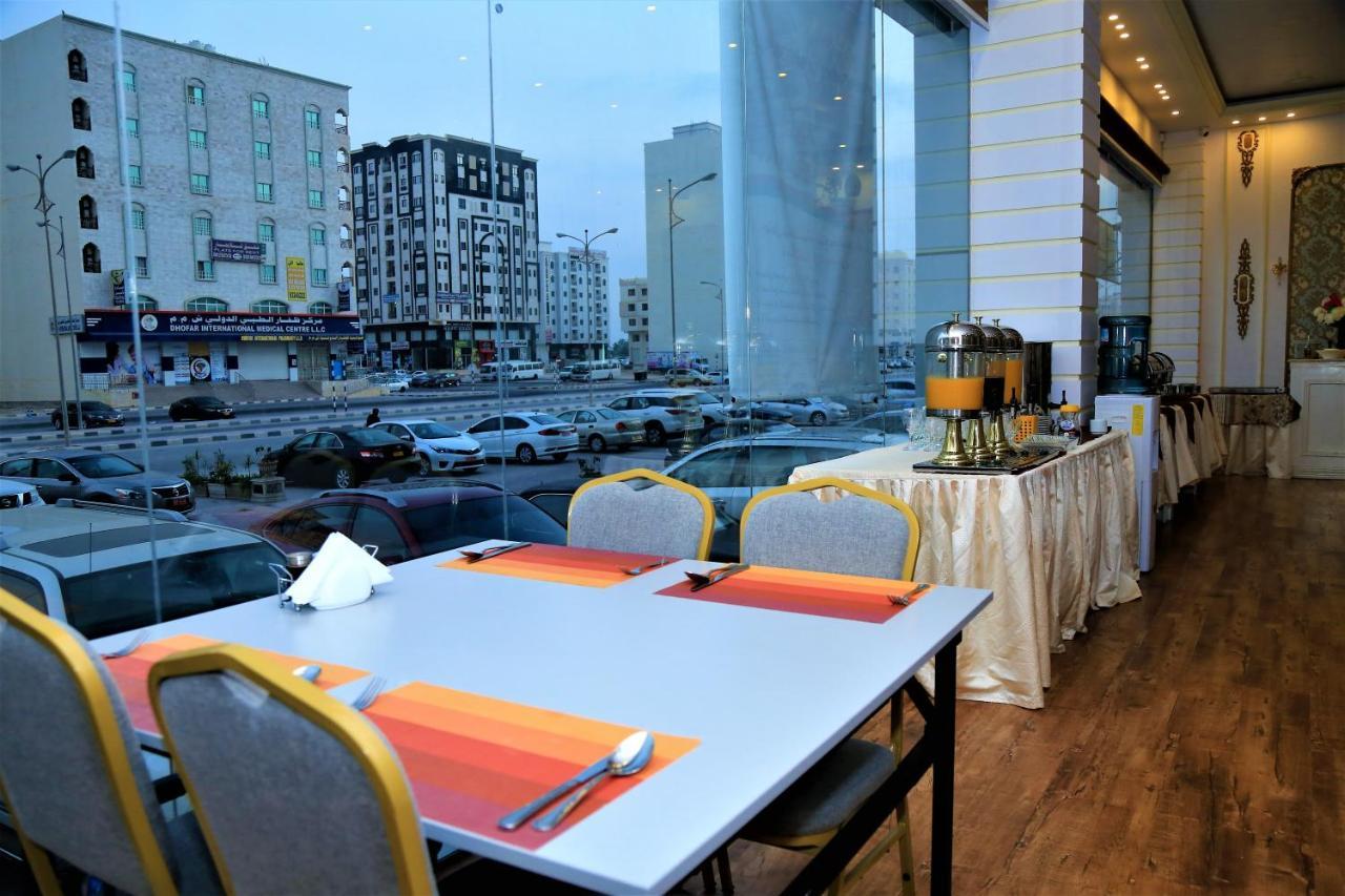 Al Dyafa Hotel Suites Szalála Kültér fotó